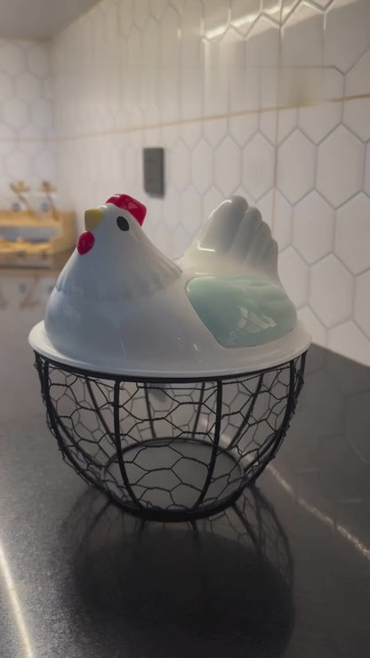 🐔 Chicken-Shaped Egg Storage Basket with Lid (Random Colors)